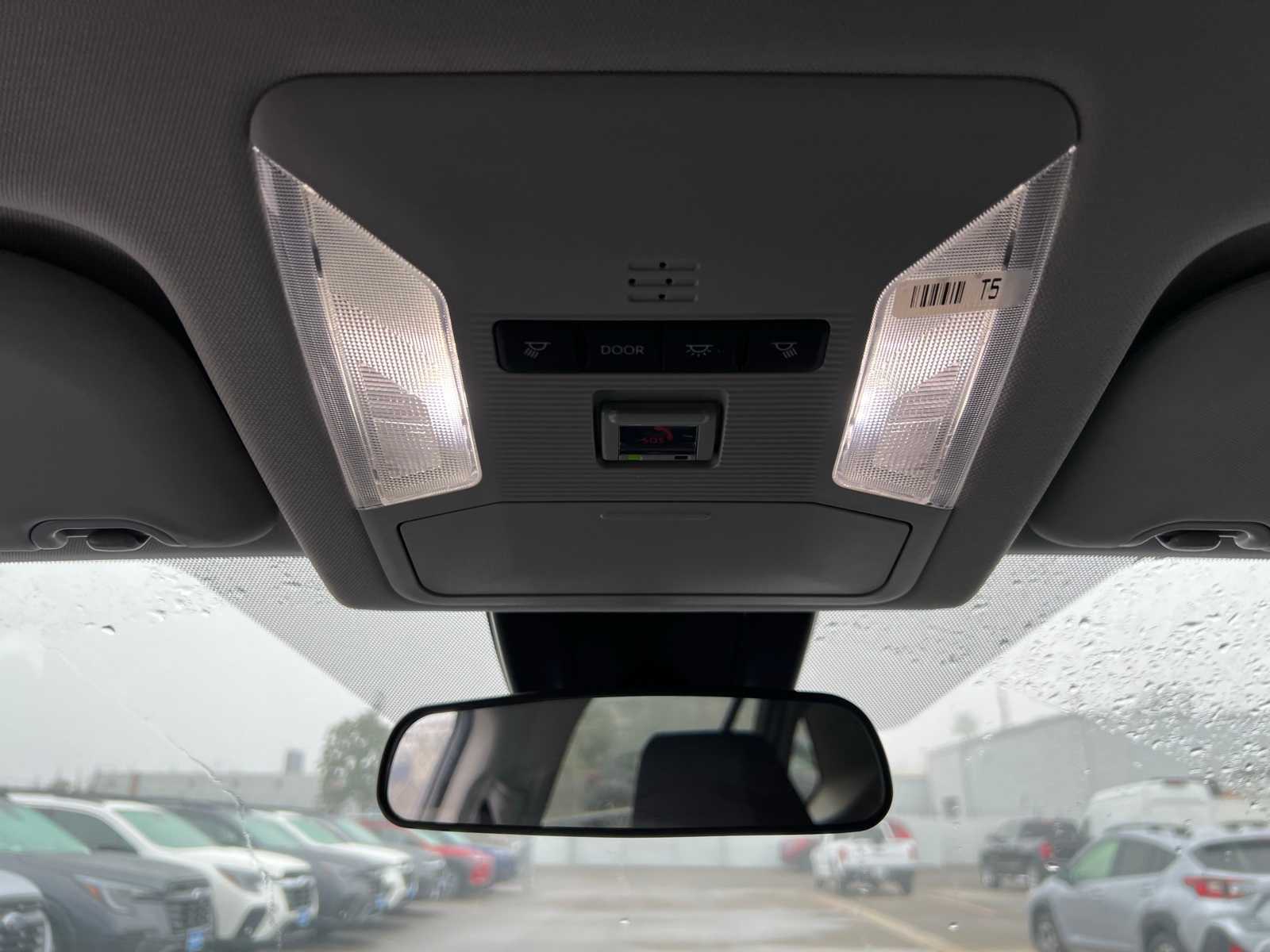 Thumbnail: 2024 Toyota RAV4 - 33