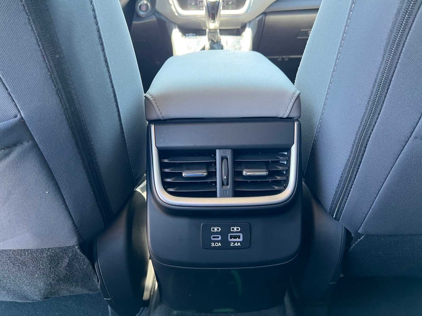 2023 Subaru Outback Premium 32