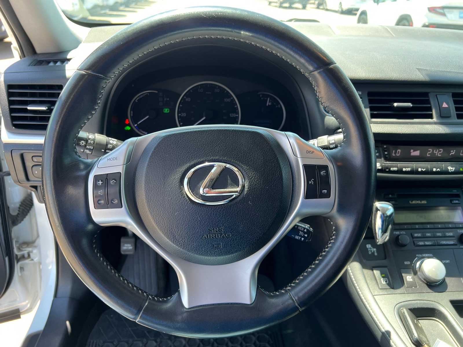 Thumbnail: 2013 Lexus CT - 28