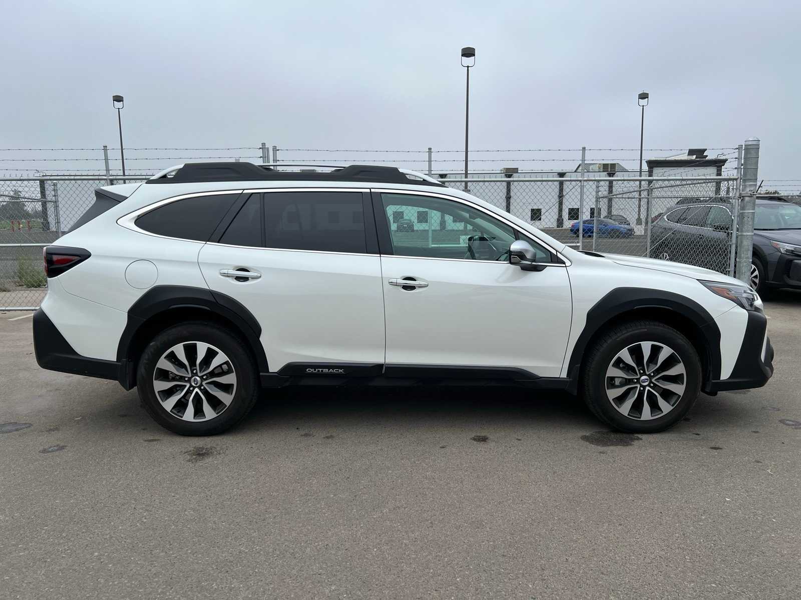Thumbnail: 2023 Subaru Outback - 10