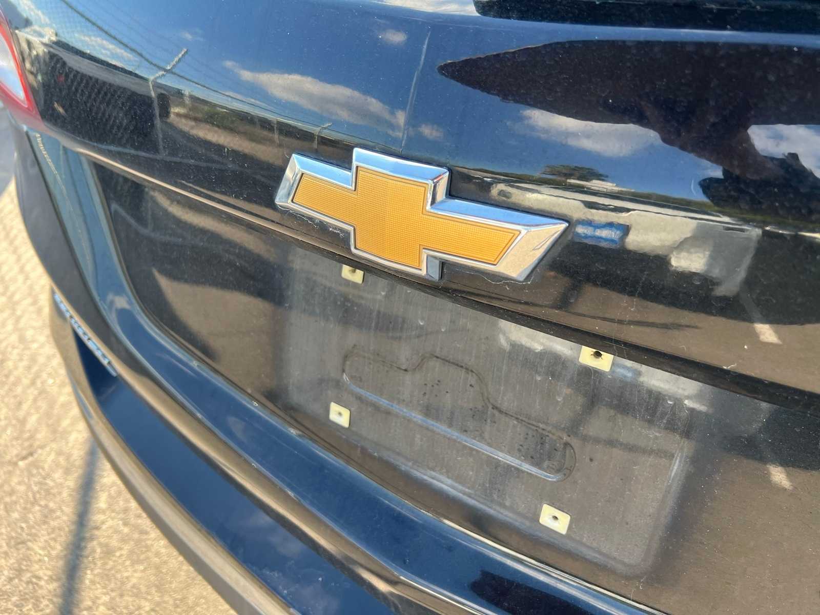 Thumbnail: 2020 Chevrolet Equinox - 6