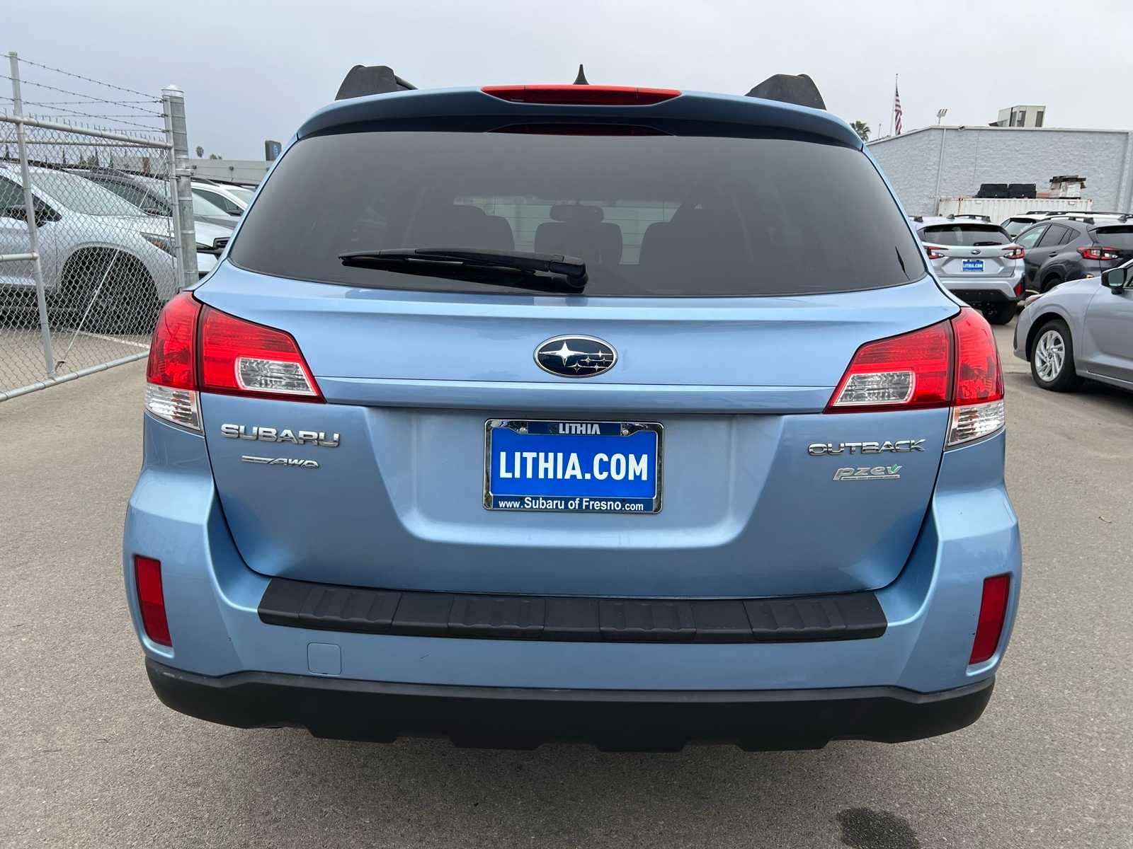 Thumbnail: 2011 Subaru Outback - 4