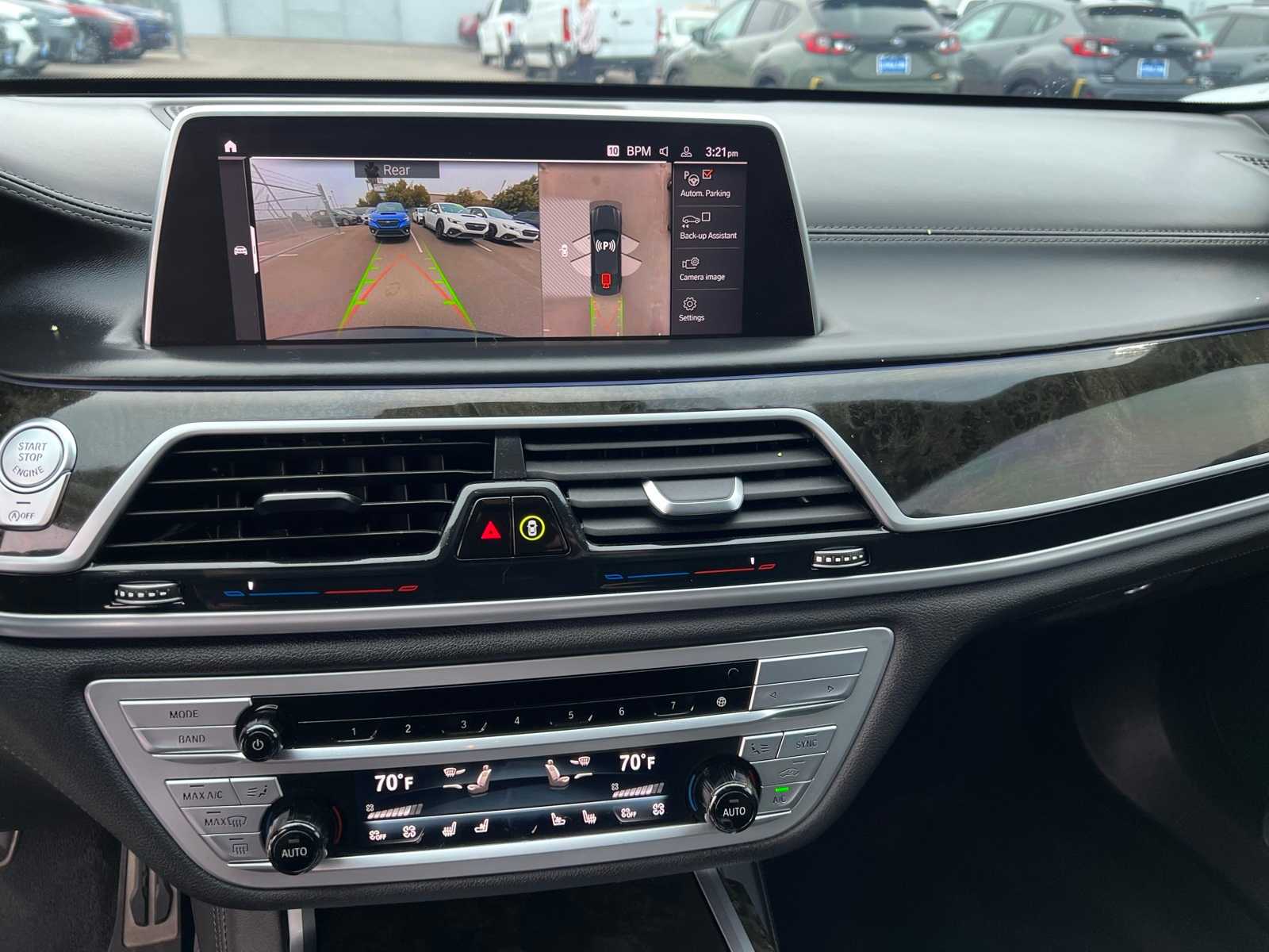 Thumbnail: 2021 BMW 7 Series - 35