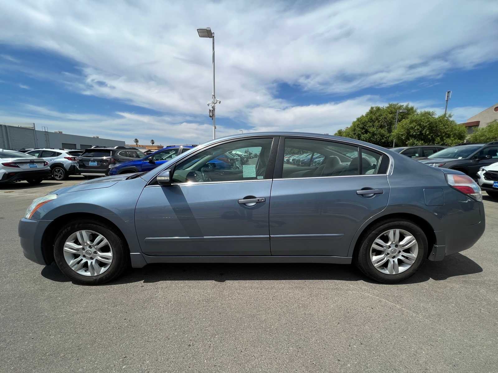 Thumbnail: 2012 Nissan Altima - 2