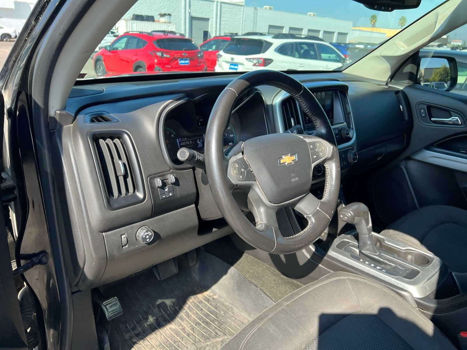 Thumbnail: 2017 Chevrolet Colorado - 14
