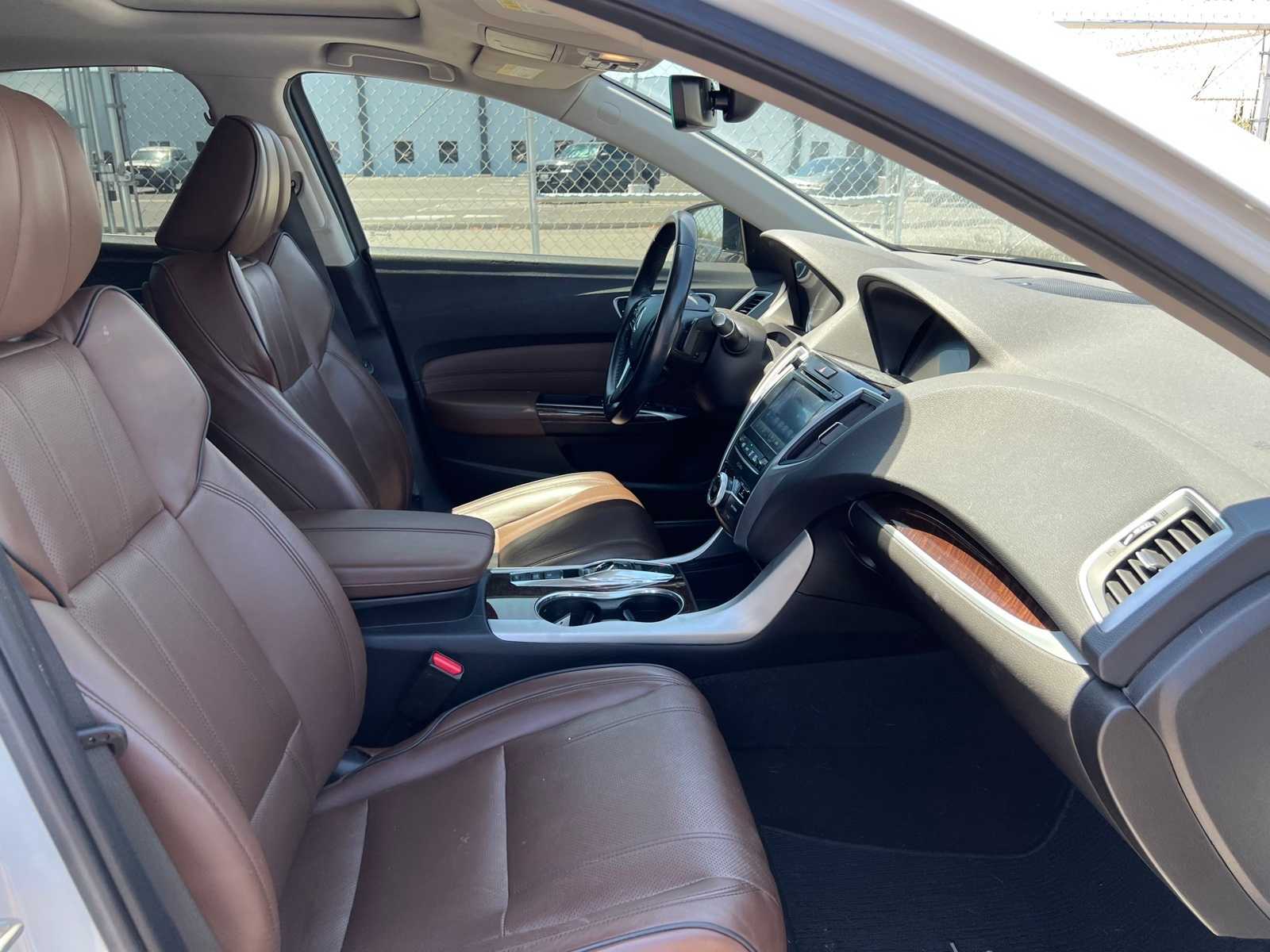 Thumbnail: 2020 Acura TLX - 27