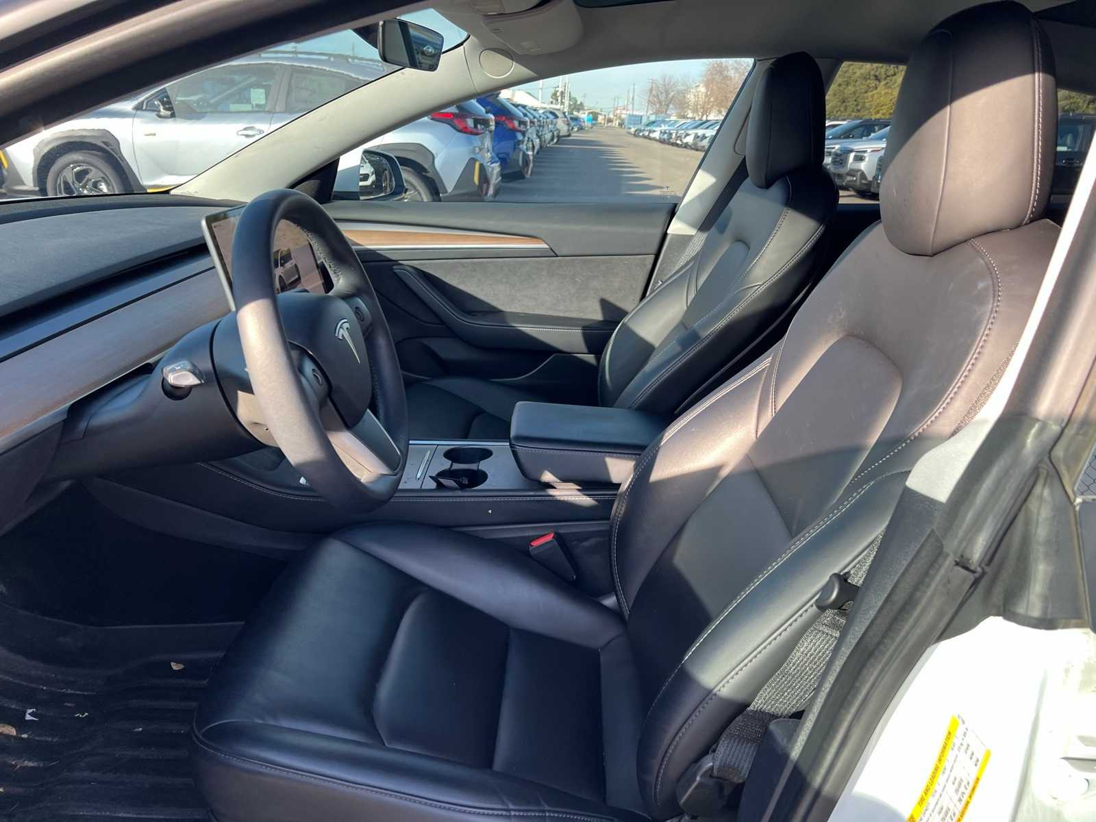 Thumbnail: 2022 Tesla Model 3 - 14