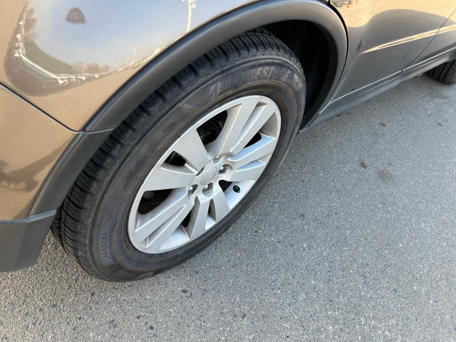 Thumbnail: 2008 Subaru Tribeca - 21