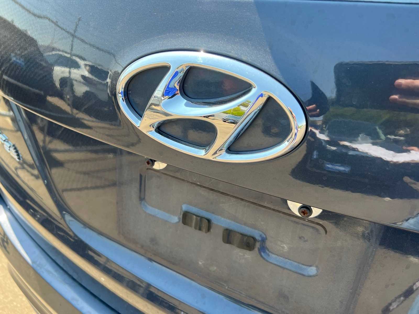 Thumbnail: 2017 Hyundai Santa Fe - 6