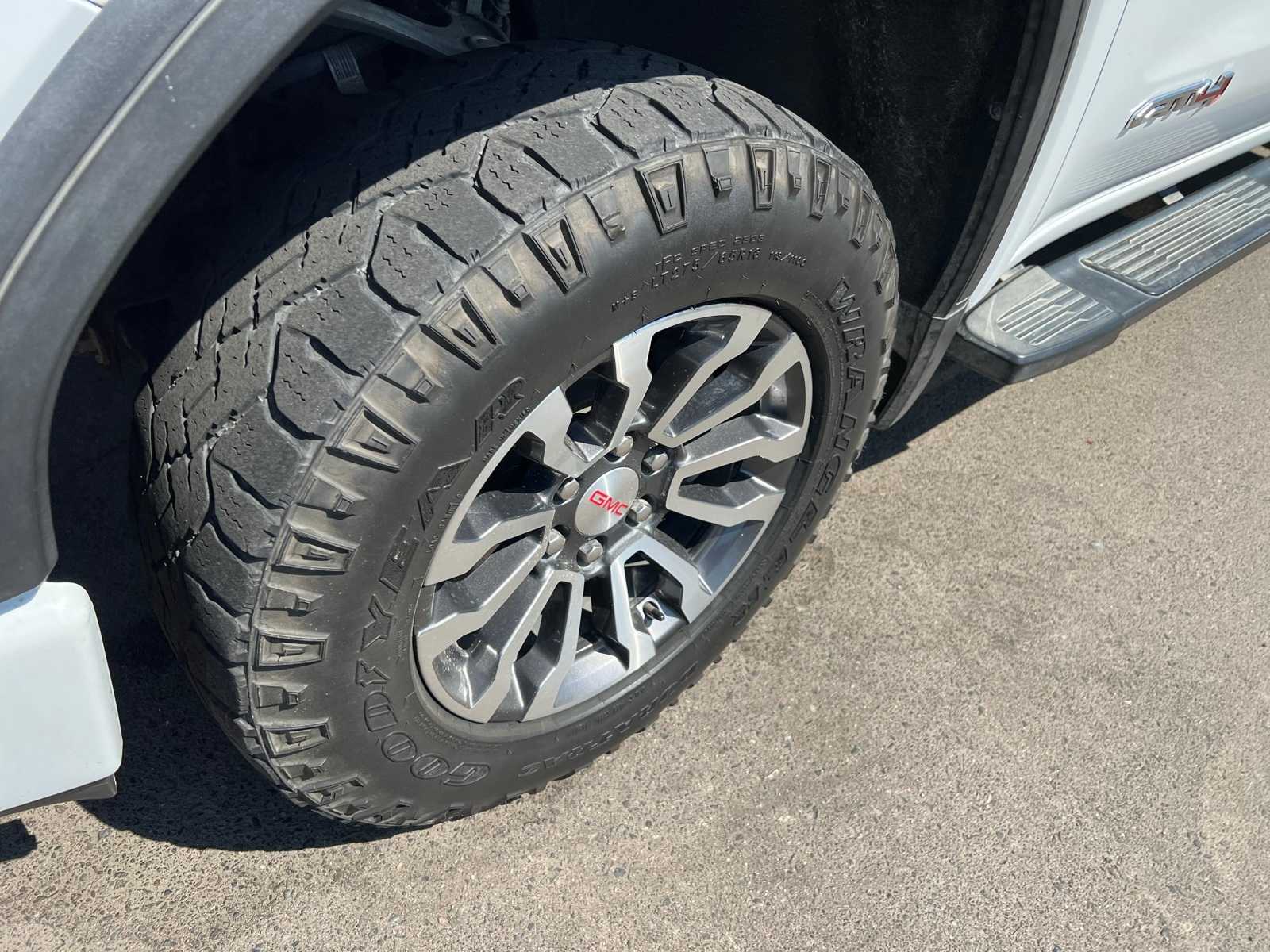 Thumbnail: 2020 GMC Sierra 1500 - 13