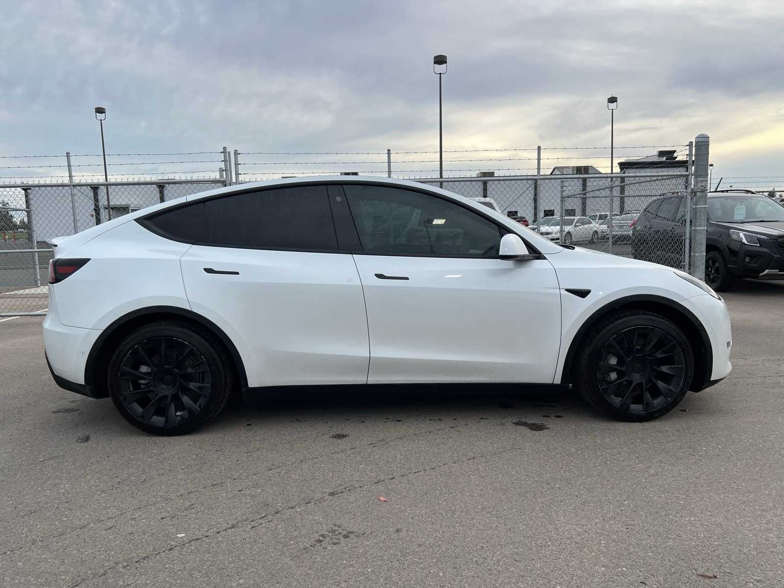 Thumbnail: 2021 Tesla Model Y - 9