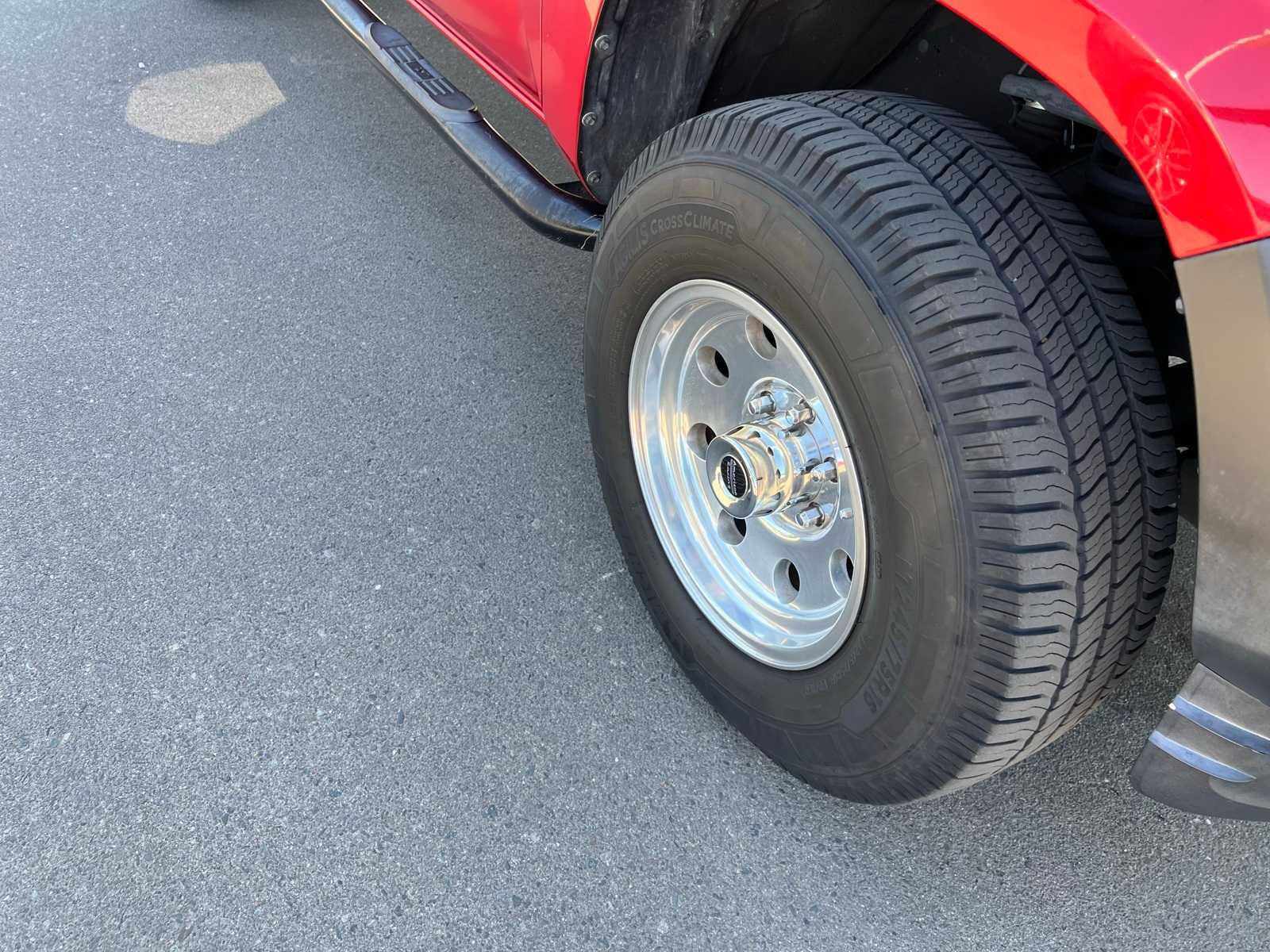 Thumbnail: 2020 Toyota Tacoma - 24