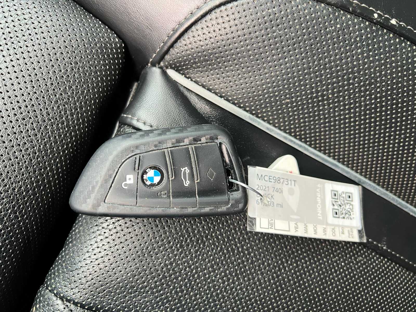 Thumbnail: 2021 BMW 7 Series - 43