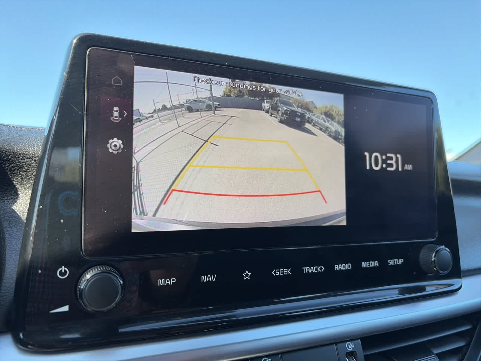 Thumbnail: 2022 Kia Forte - 31