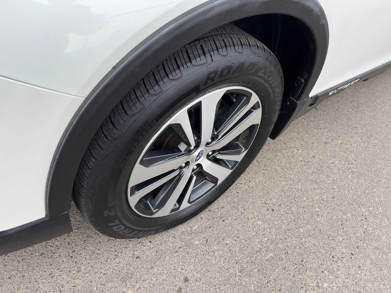 Thumbnail: 2019 Subaru Outback - 13