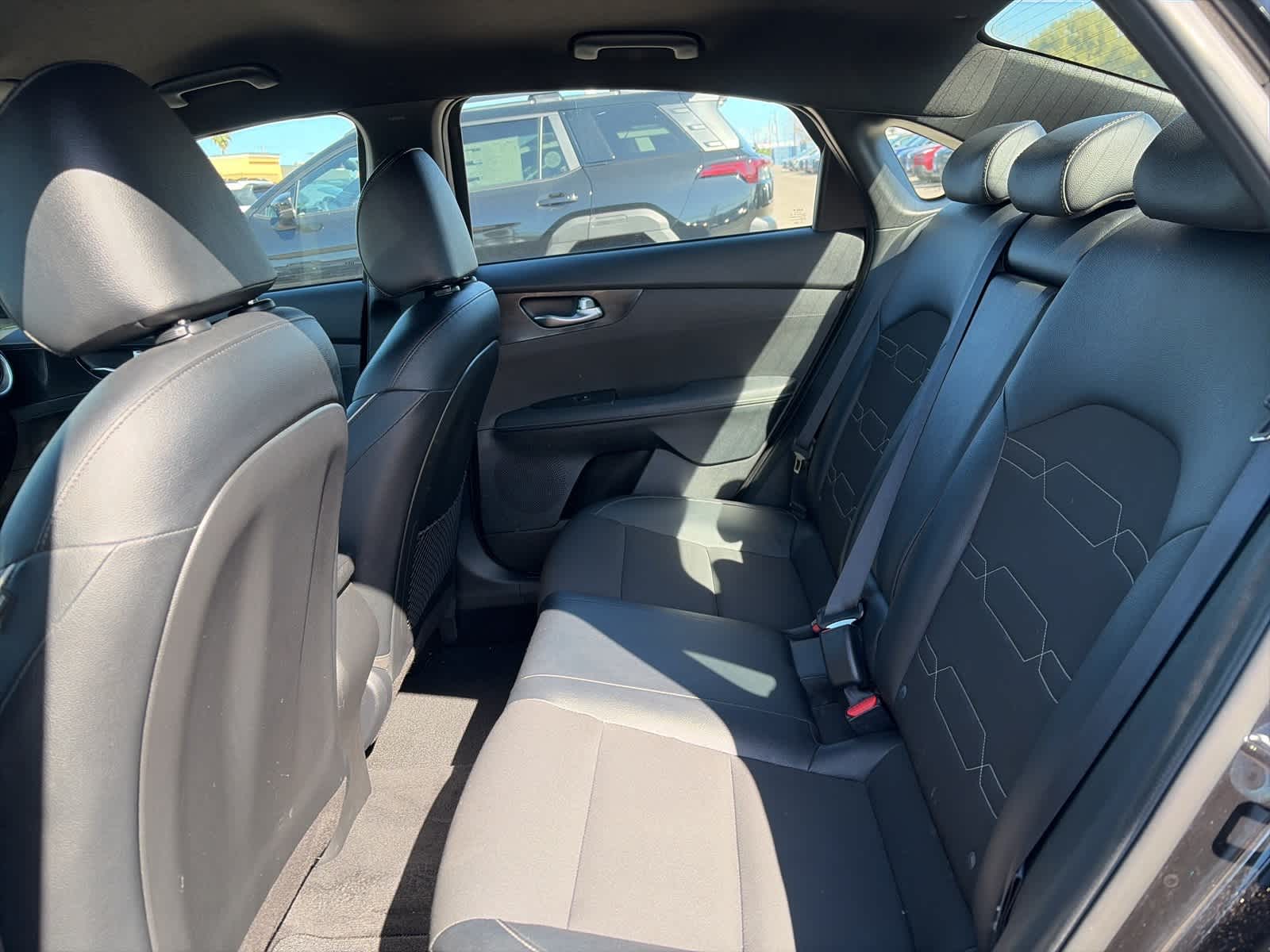 Thumbnail: 2022 Kia Forte - 20