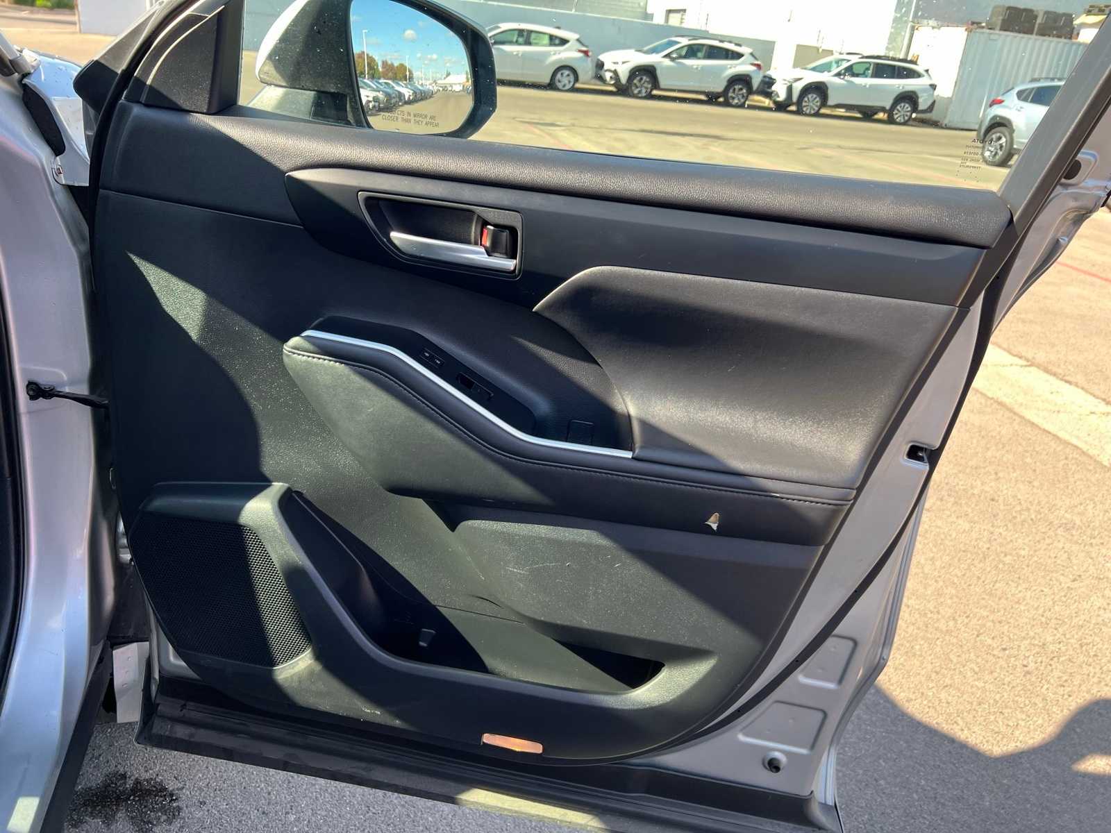 Thumbnail: 2021 Toyota Highlander - 29