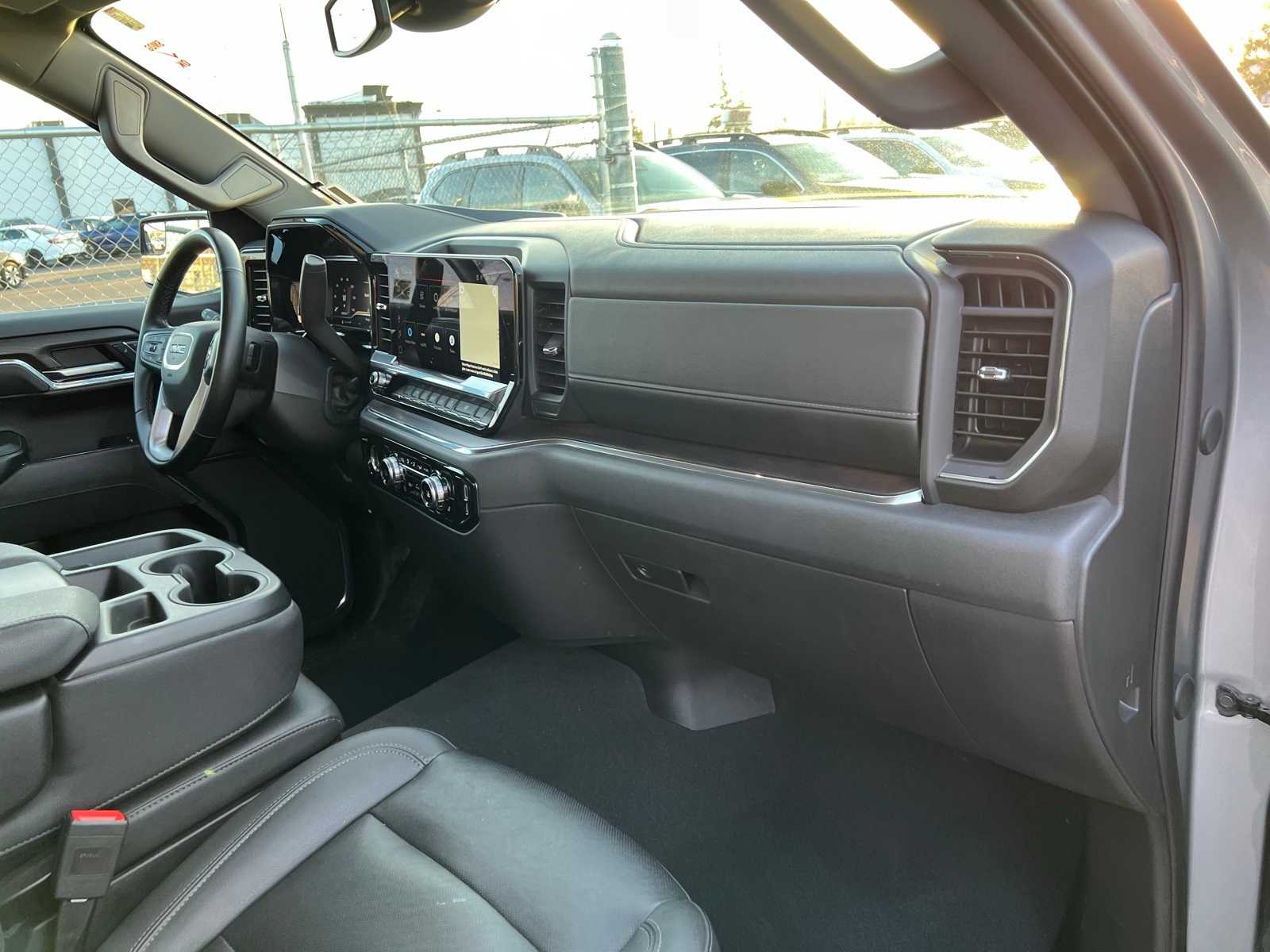 Thumbnail: 2024 GMC Sierra 1500 - 26