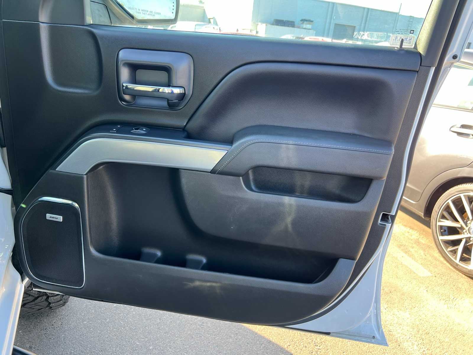 Thumbnail: 2018 Chevrolet Silverado 1500 - 27