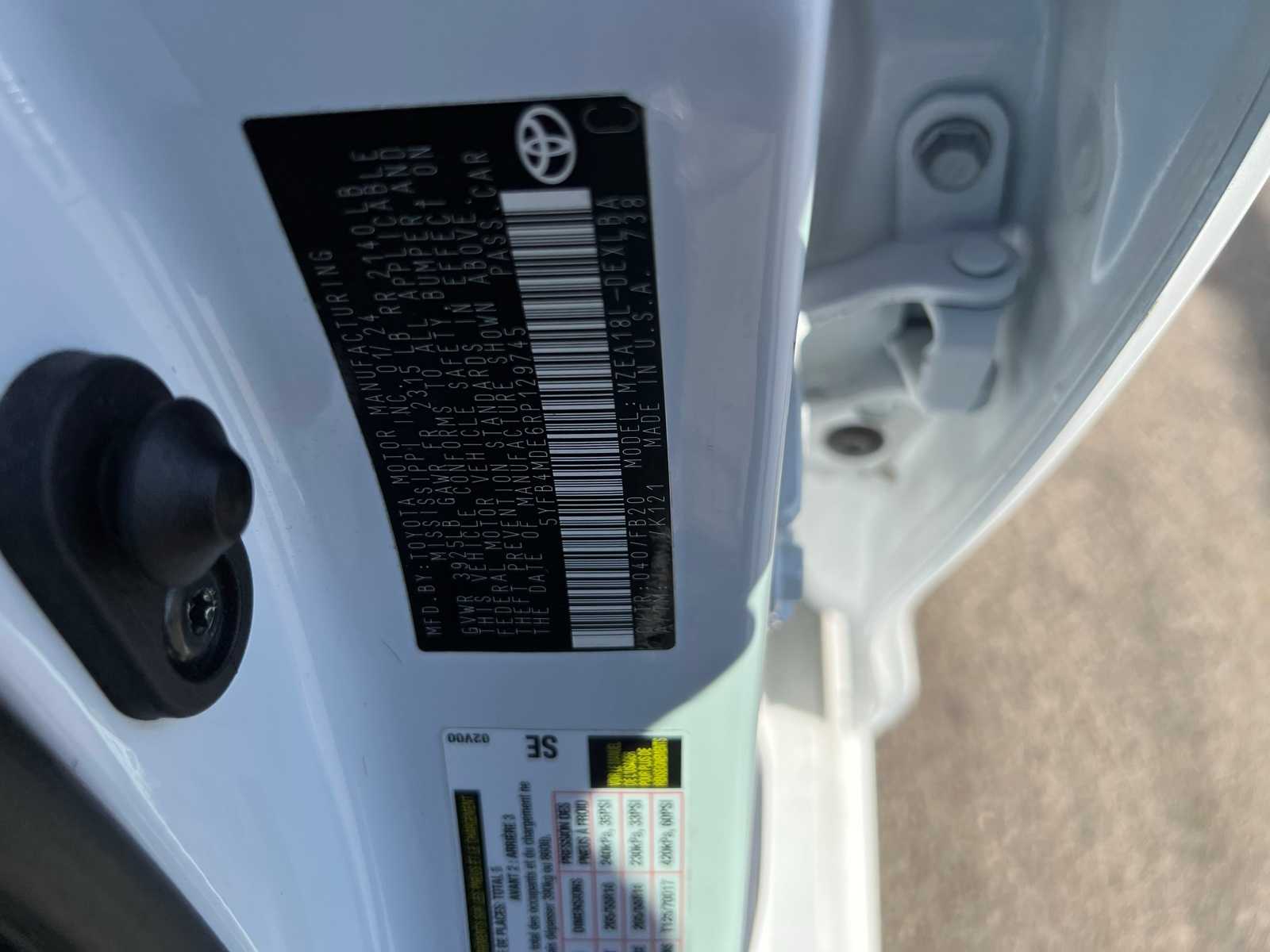 Thumbnail: 2024 Toyota Corolla - 38