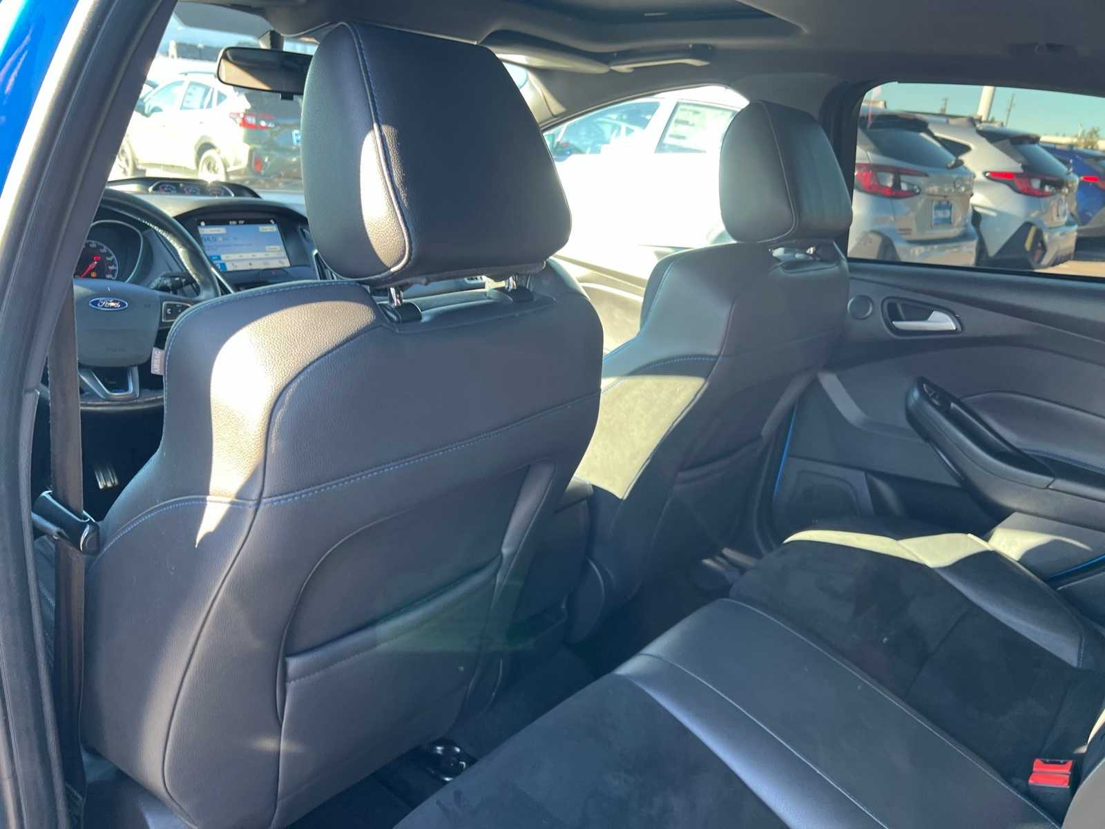 Thumbnail: 2017 Ford Focus - 18