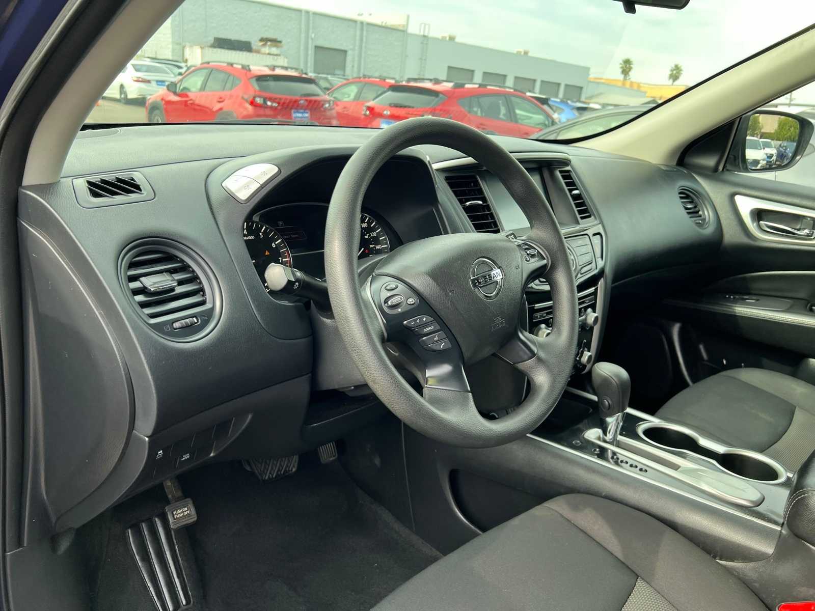 Thumbnail: 2020 Nissan Pathfinder - 13