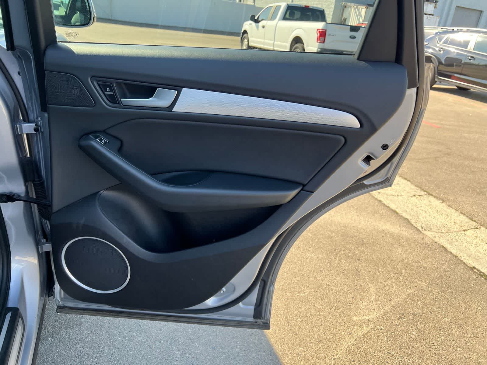 Thumbnail: 2015 Audi Q5 - 24