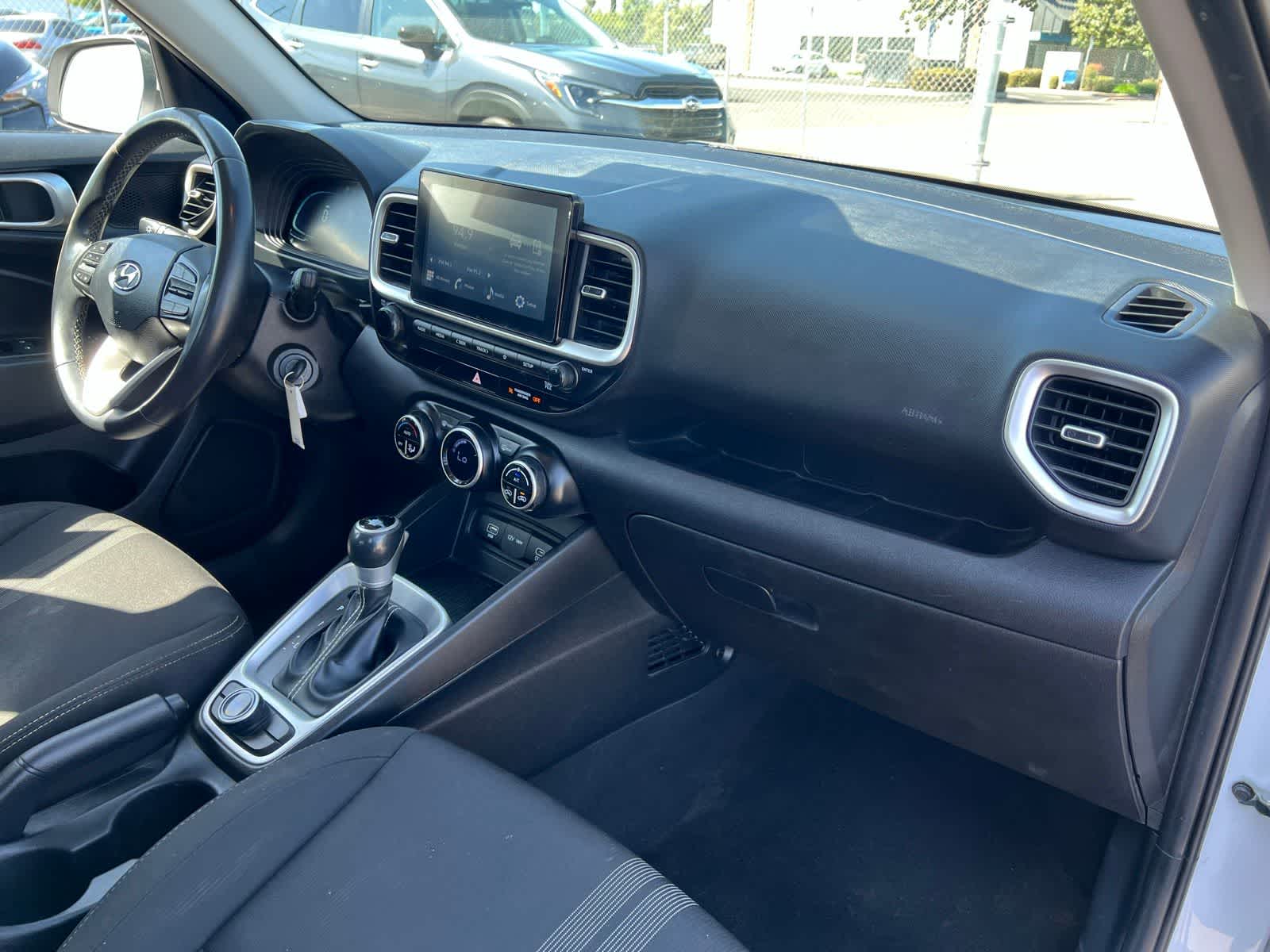 Thumbnail: 2023 Hyundai Venue - 24