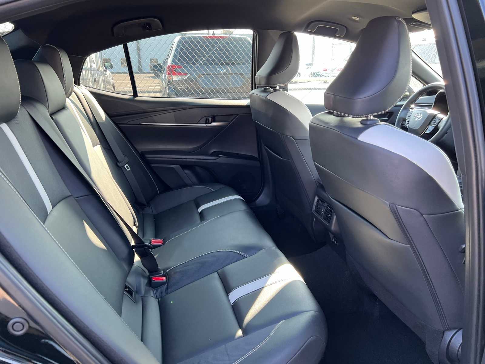 Thumbnail: 2025 Toyota Camry - 23