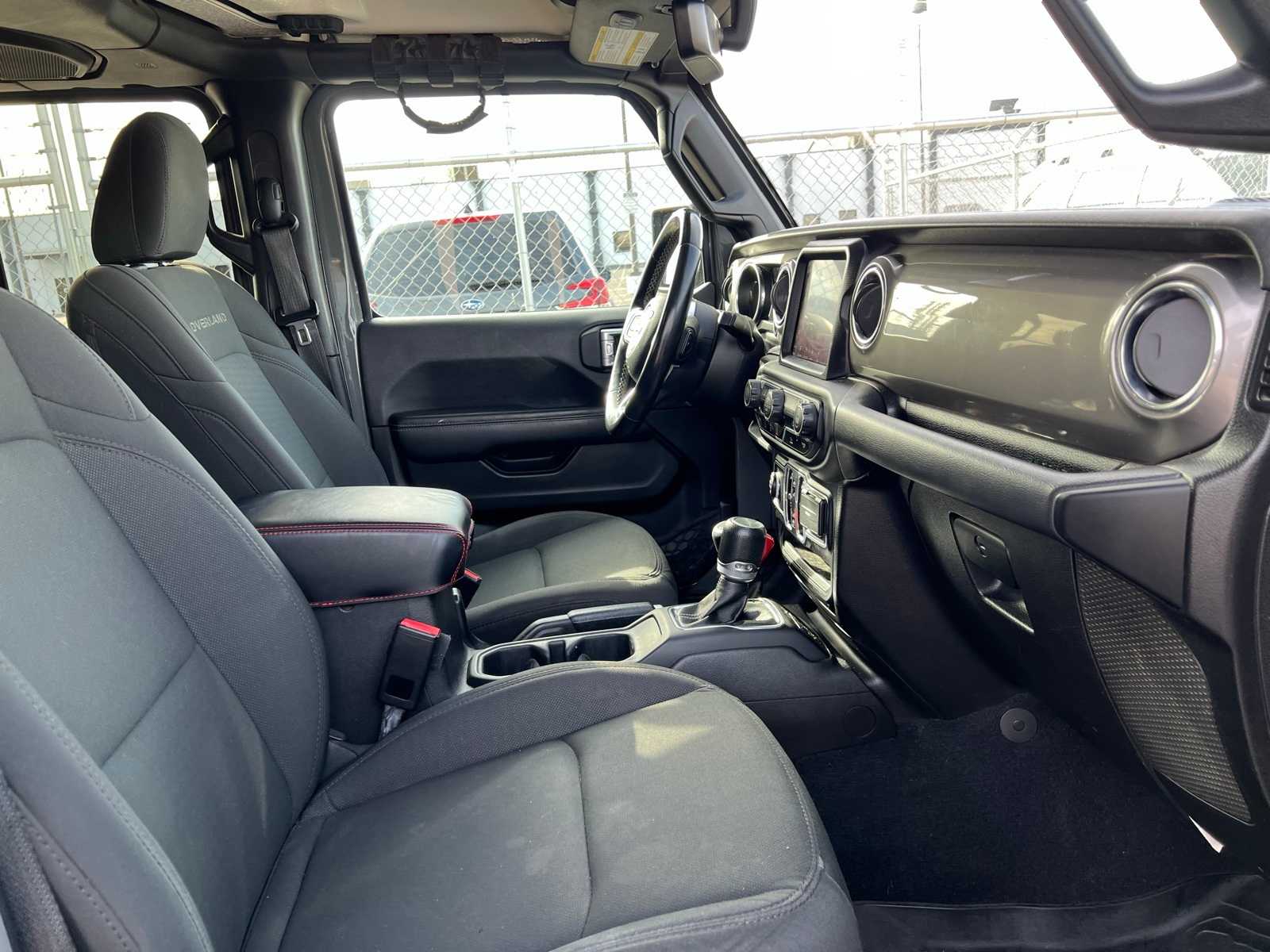 Thumbnail: 2021 Jeep Gladiator - 25