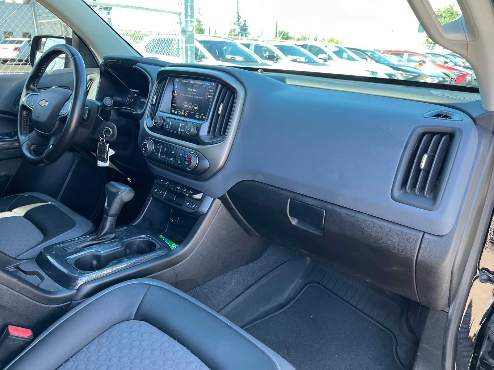 Thumbnail: 2021 Chevrolet Colorado - 26