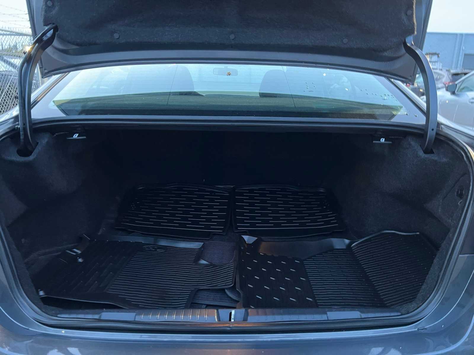 Thumbnail: 2023 Subaru Legacy - 8