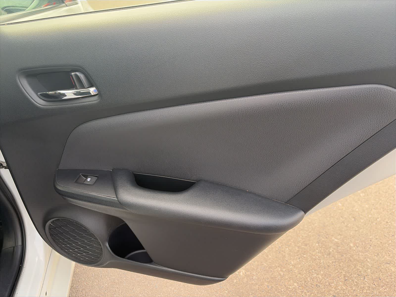 Thumbnail: 2018 Toyota Prius Prime - 11