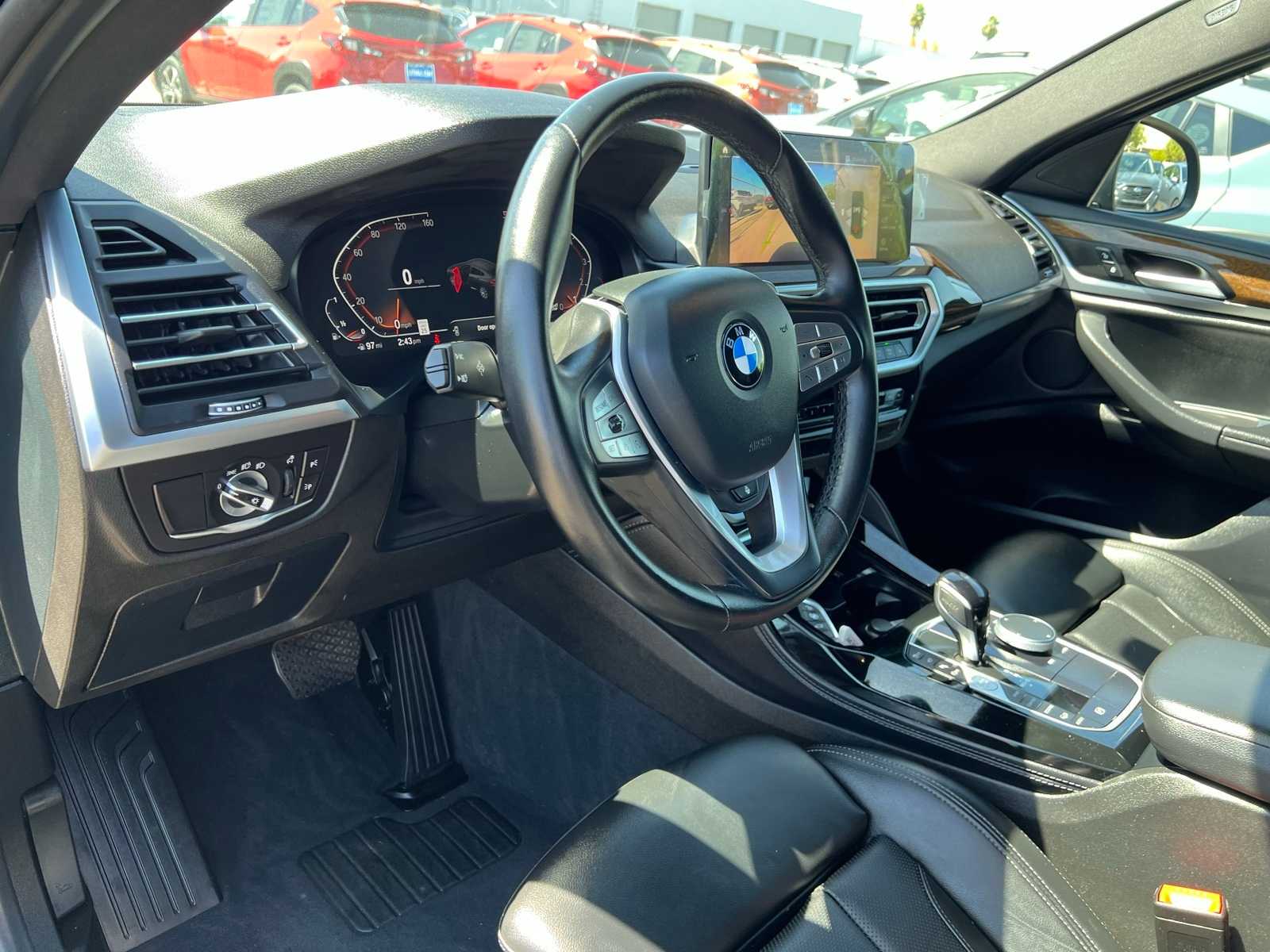 Thumbnail: 2023 BMW X4 - 14