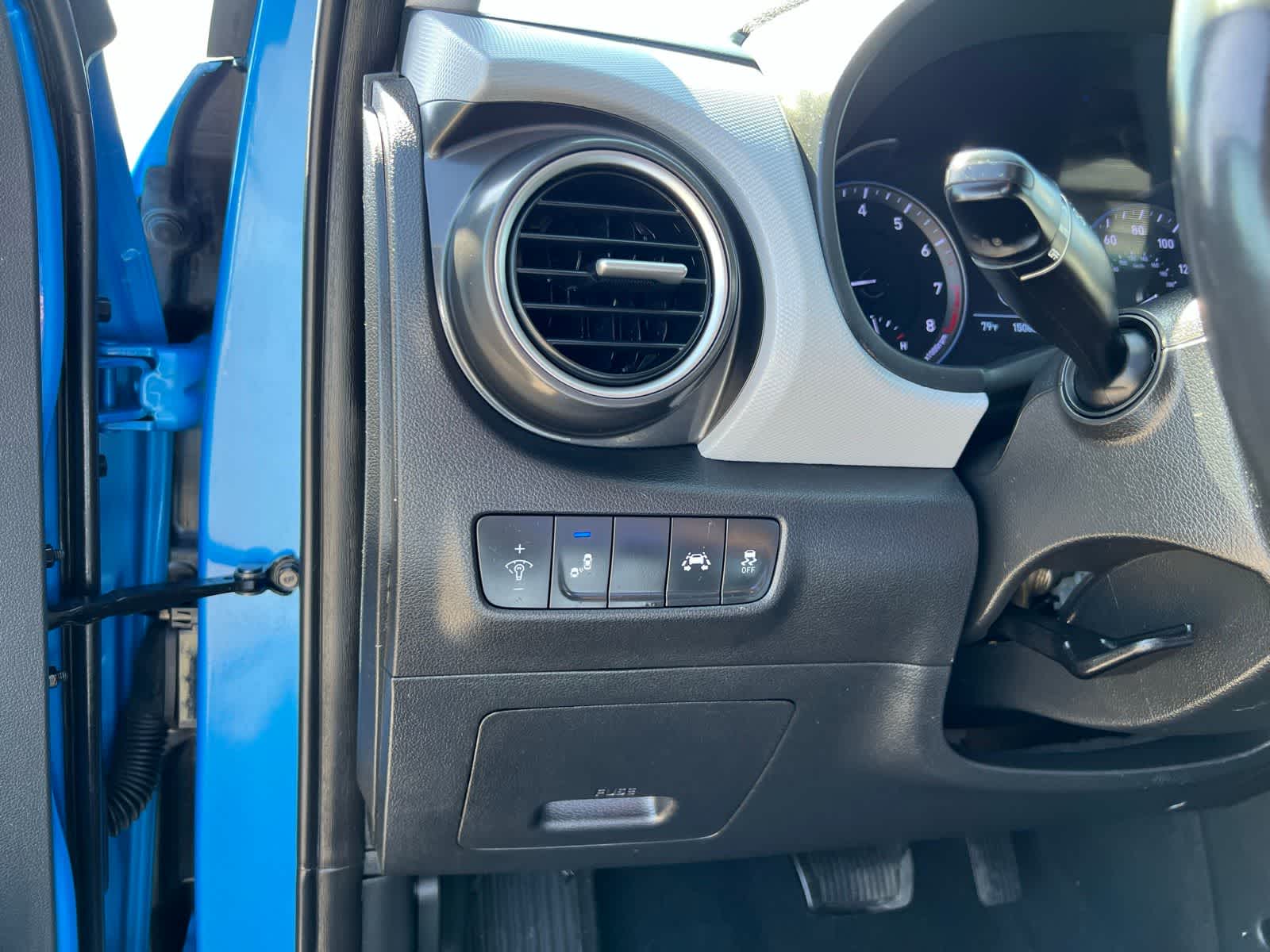Thumbnail: 2020 Hyundai Kona - 32