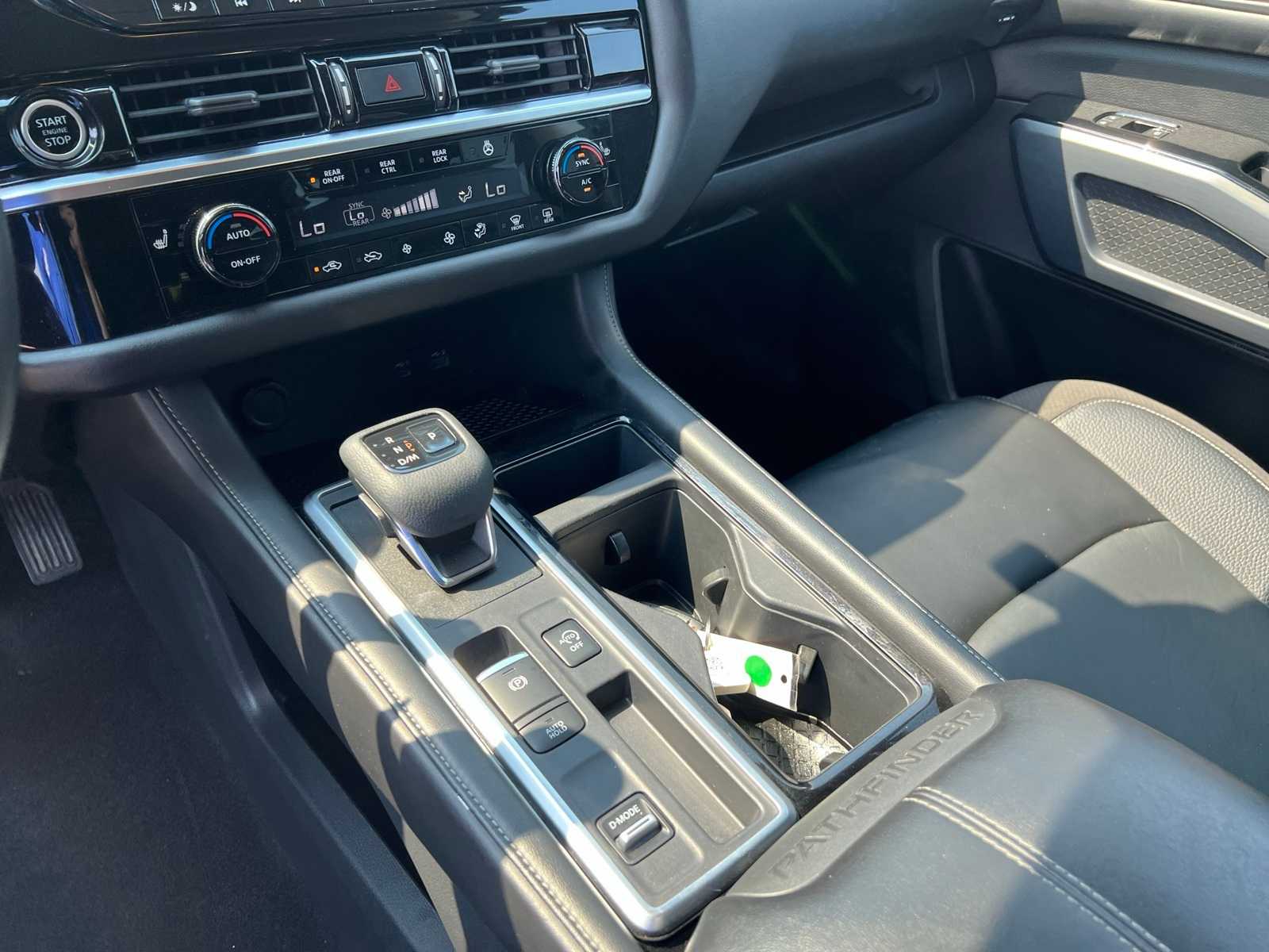 Thumbnail: 2022 Nissan Pathfinder - 42