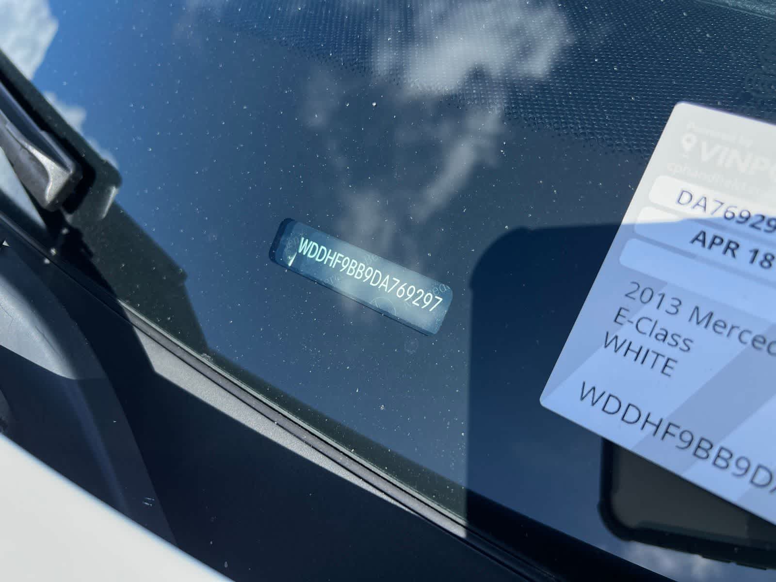 Thumbnail: 2013 Mercedes-Benz E-Class - 37