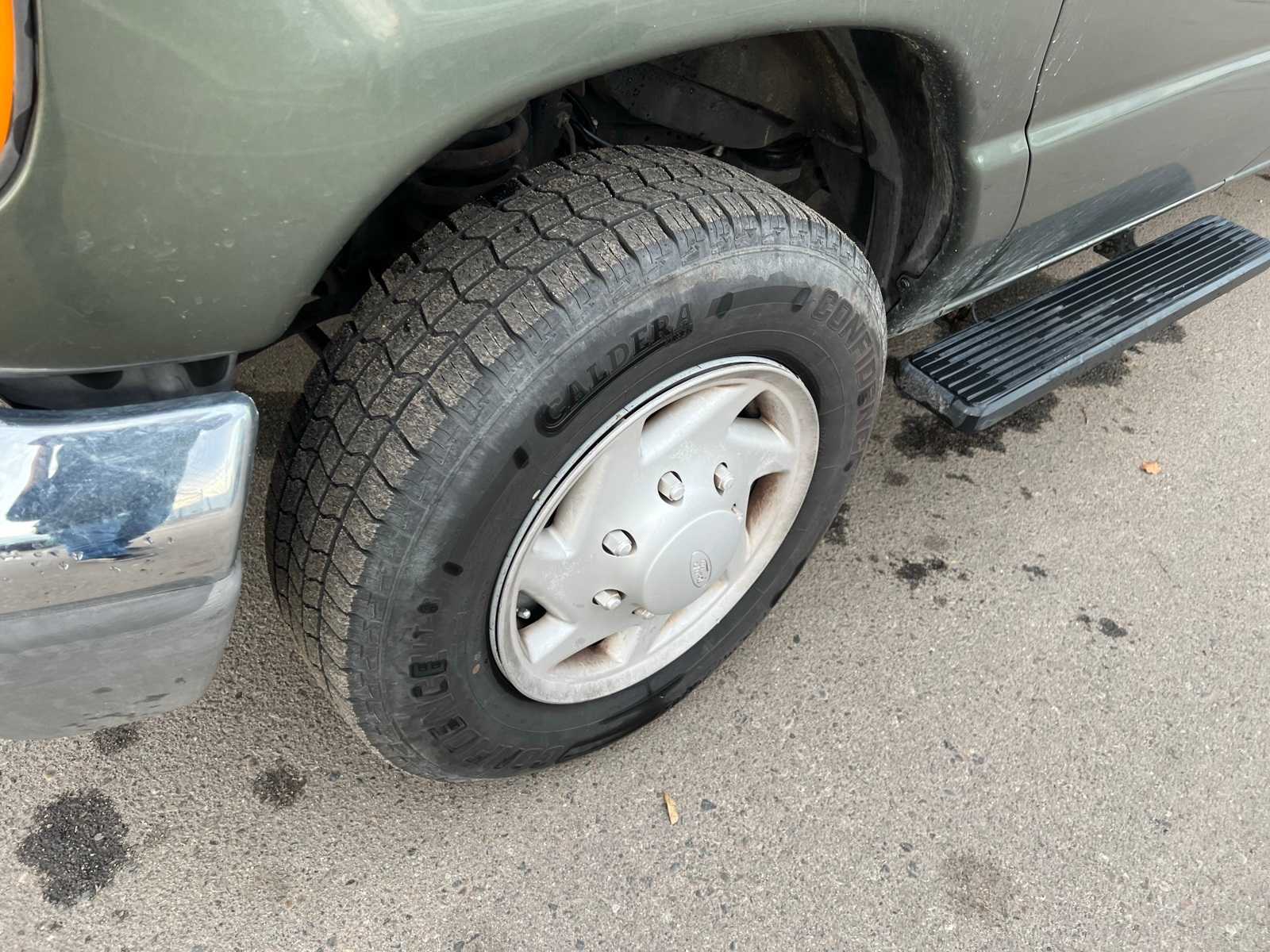 Thumbnail: 2005 Ford Econoline - 11