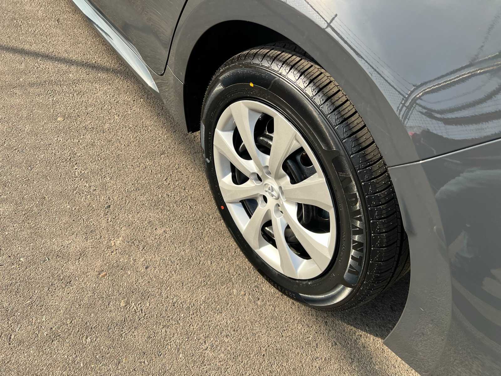 Thumbnail: 2024 Toyota Corolla - 17