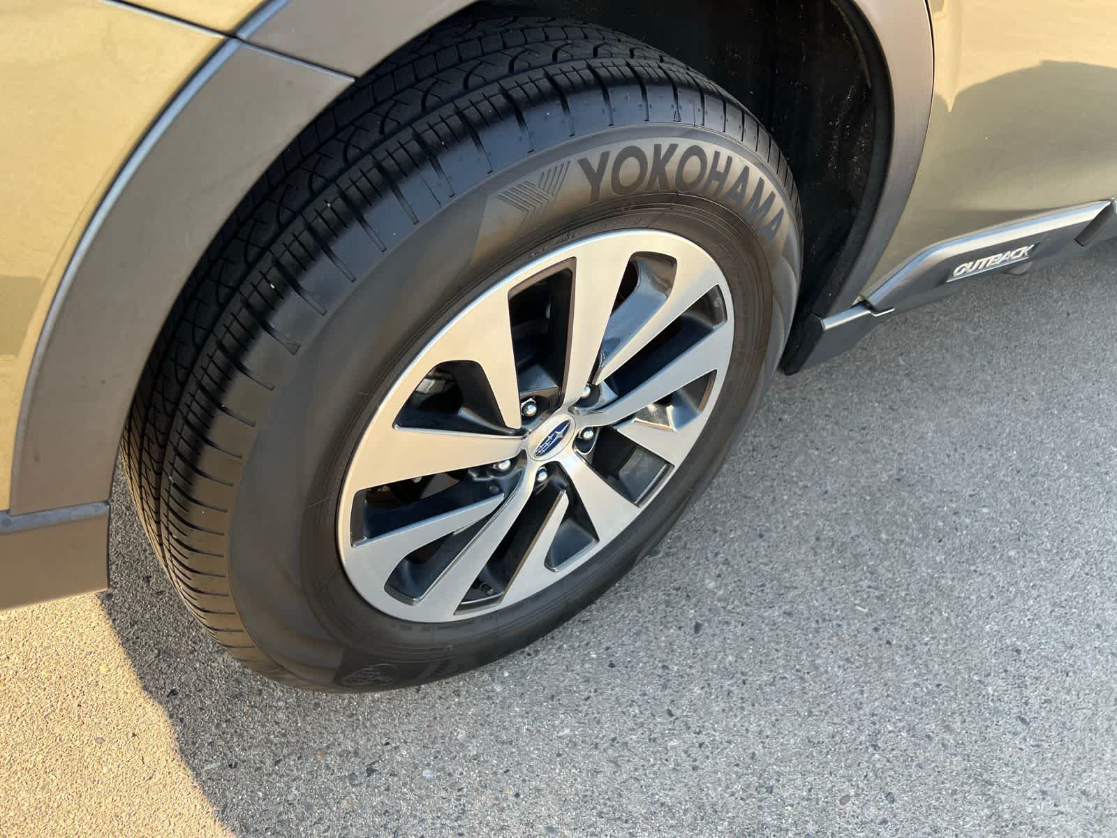 Thumbnail: 2022 Subaru Outback - 21