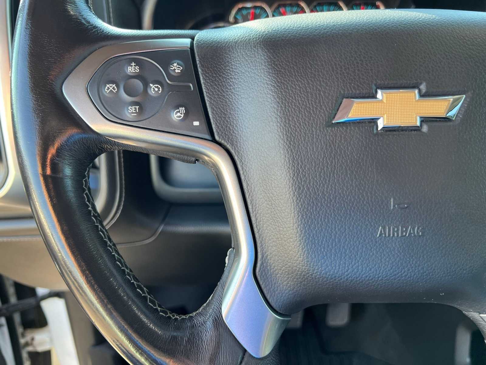 Thumbnail: 2018 Chevrolet Silverado 1500 - 34