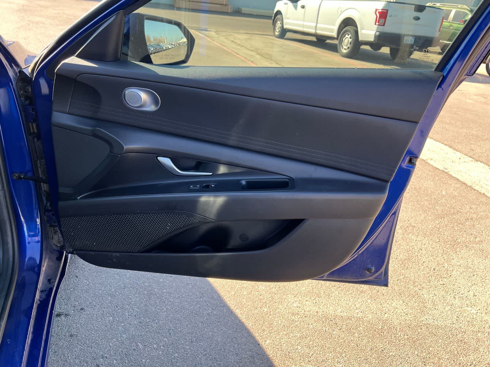 Thumbnail: 2023 Hyundai Elantra - 26