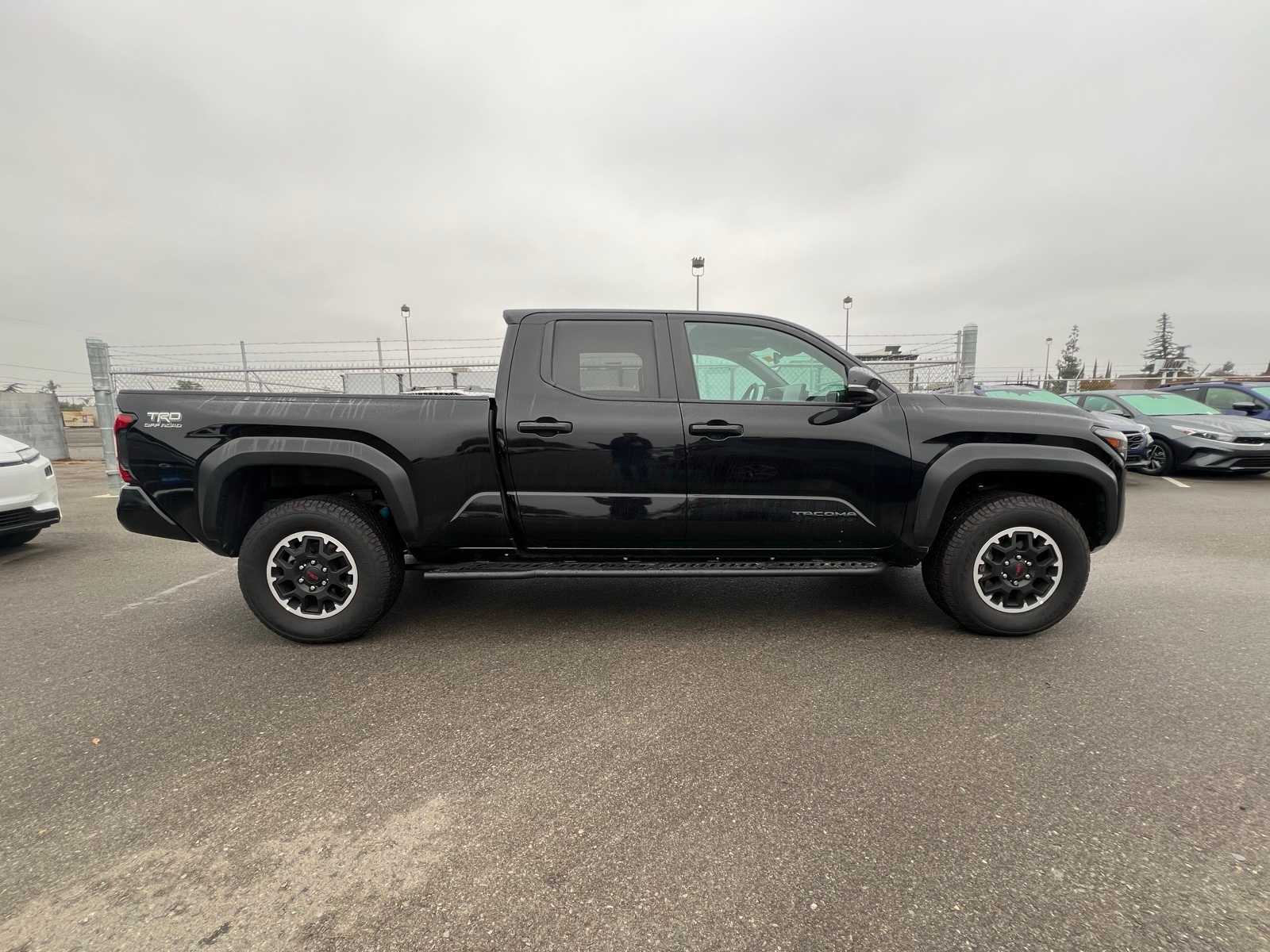 Thumbnail: 2024 Toyota Tacoma - 10