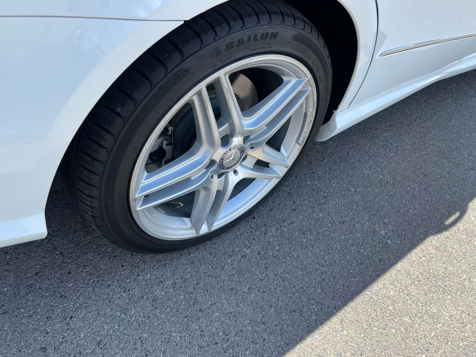 Thumbnail: 2013 Mercedes-Benz E-Class - 19