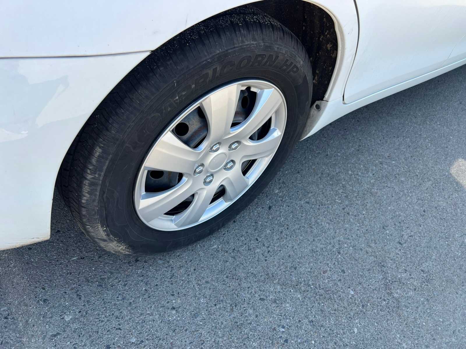 Thumbnail: 2011 Toyota Camry - 20