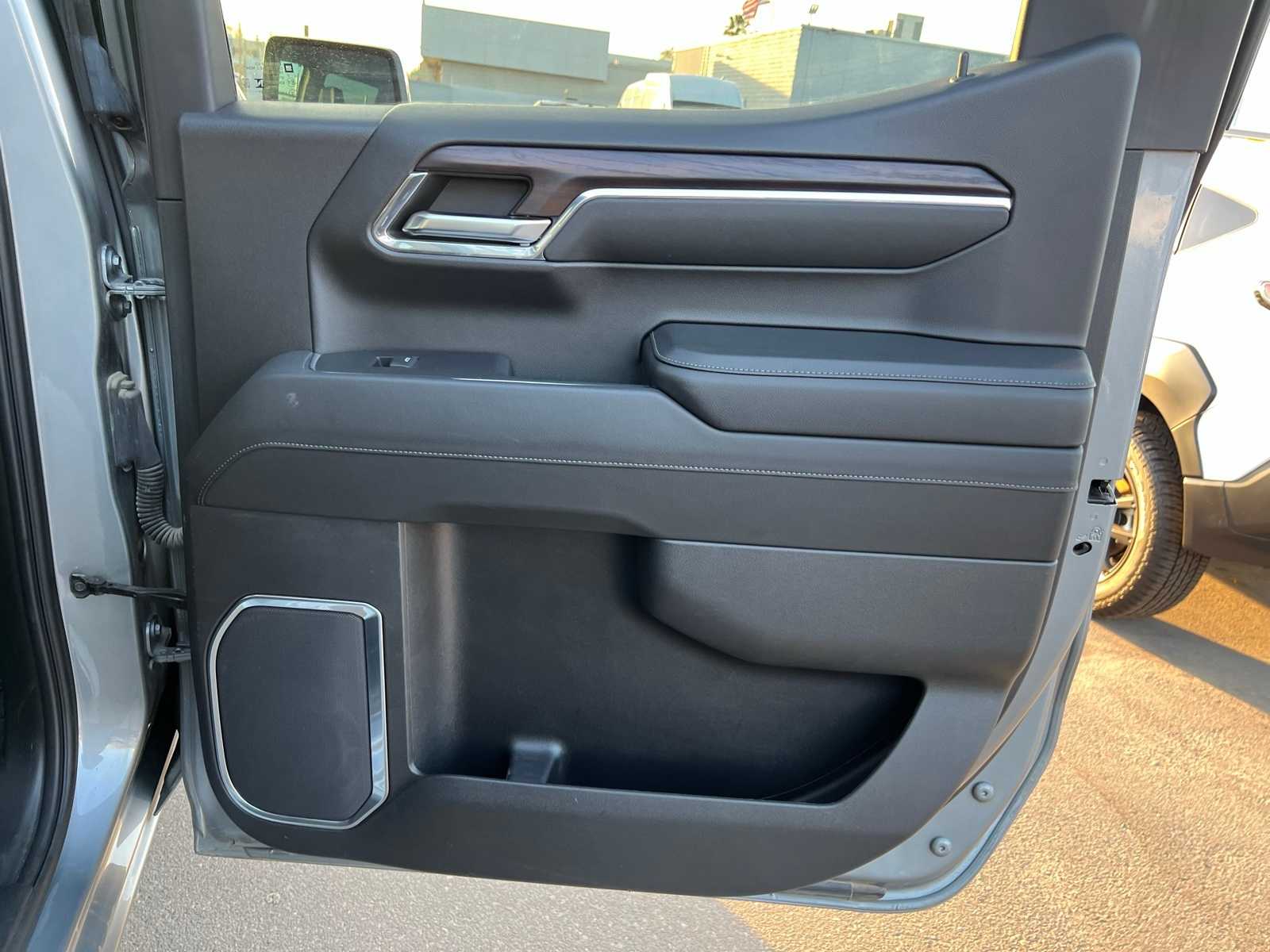 Thumbnail: 2024 GMC Sierra 1500 - 24