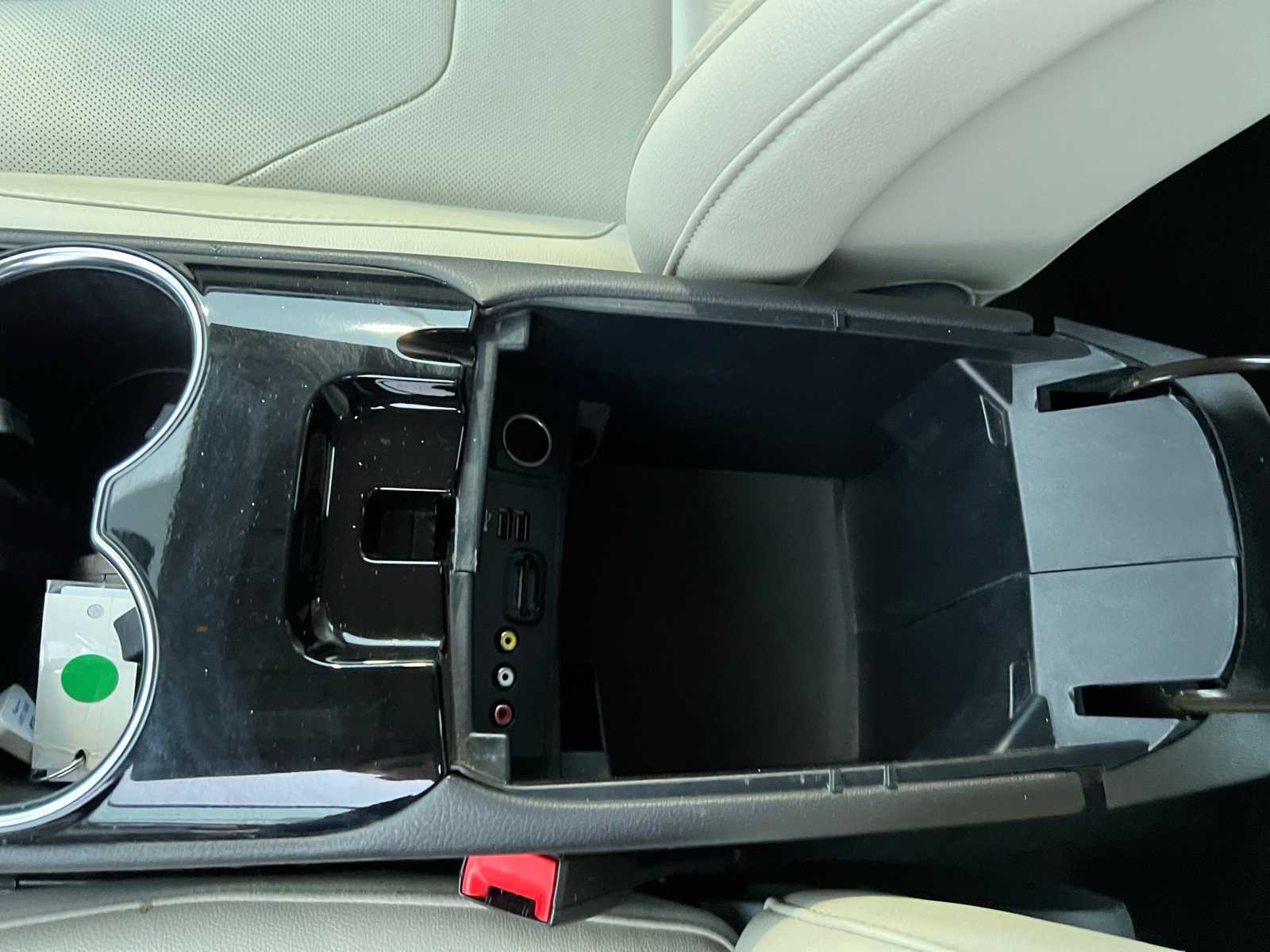 Thumbnail: 2014 Ford Fusion - 41