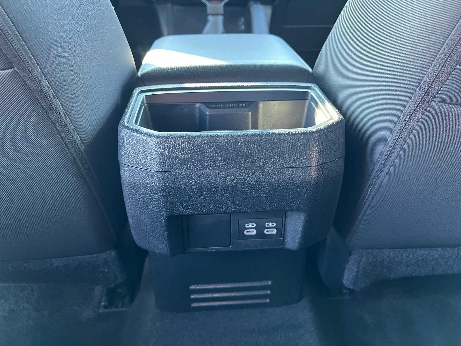 Thumbnail: 2024 Toyota Tacoma - 32