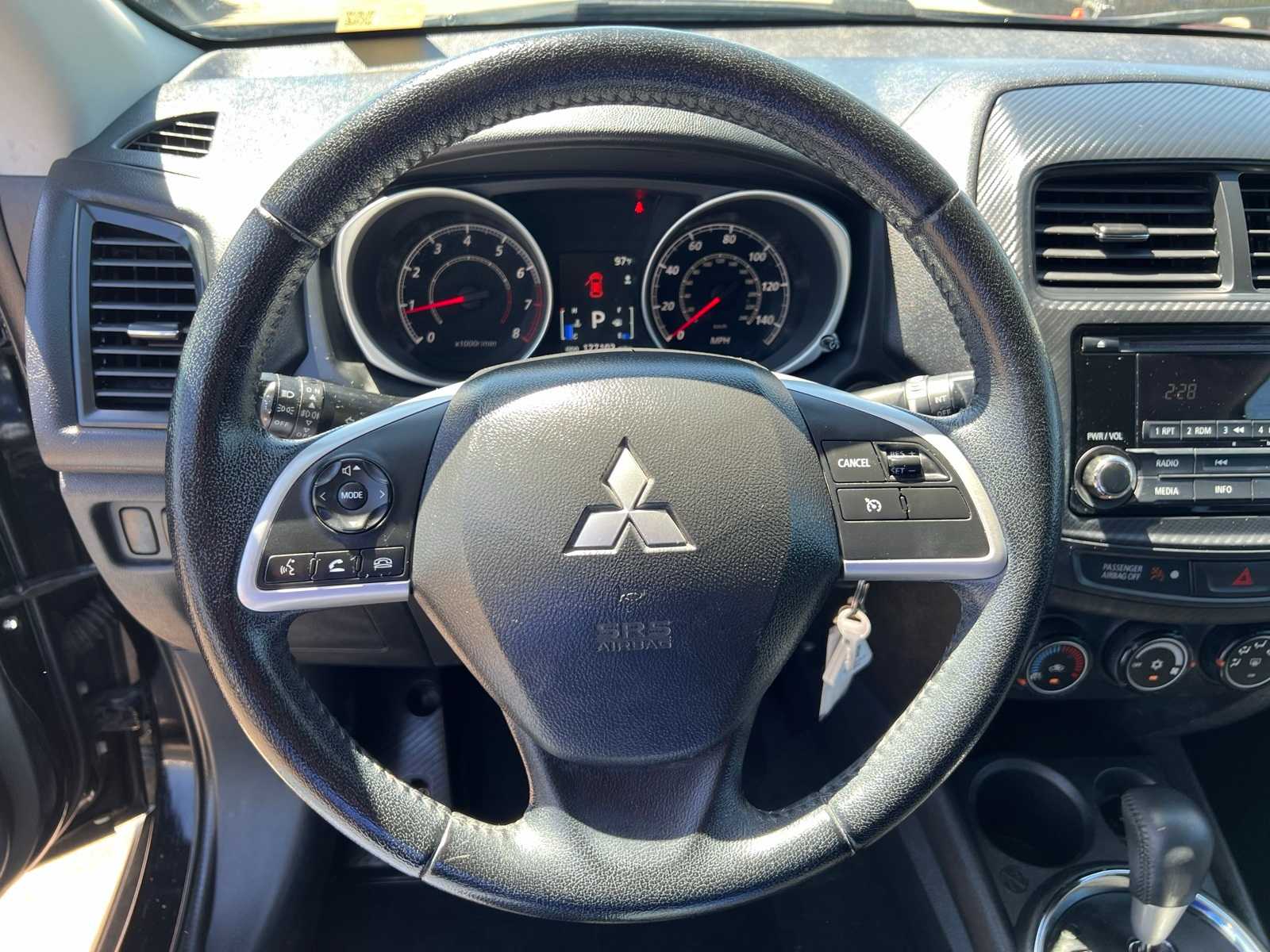 Thumbnail: 2015 Mitsubishi Outlander Sport - 34