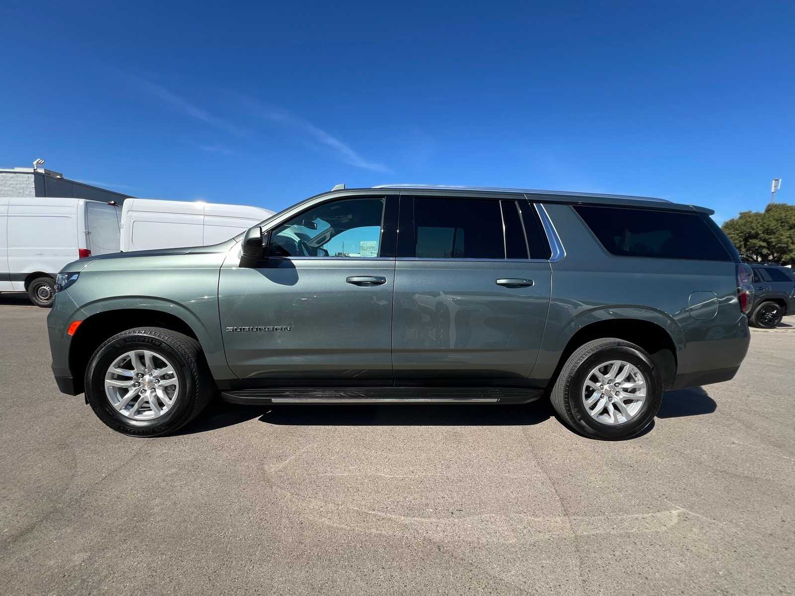 Thumbnail: 2024 Chevrolet Suburban - 2